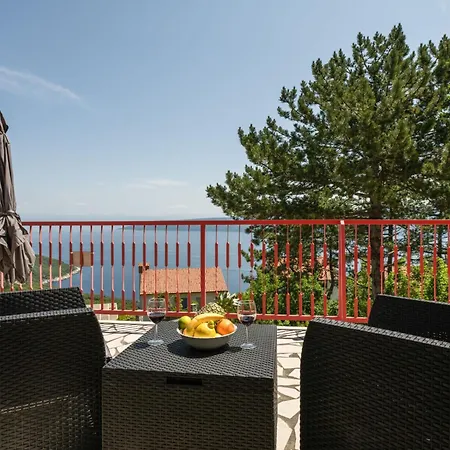 Apartamento Luxury Seaview By Interhome